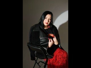 seks-s-chernym-fakerom 720p